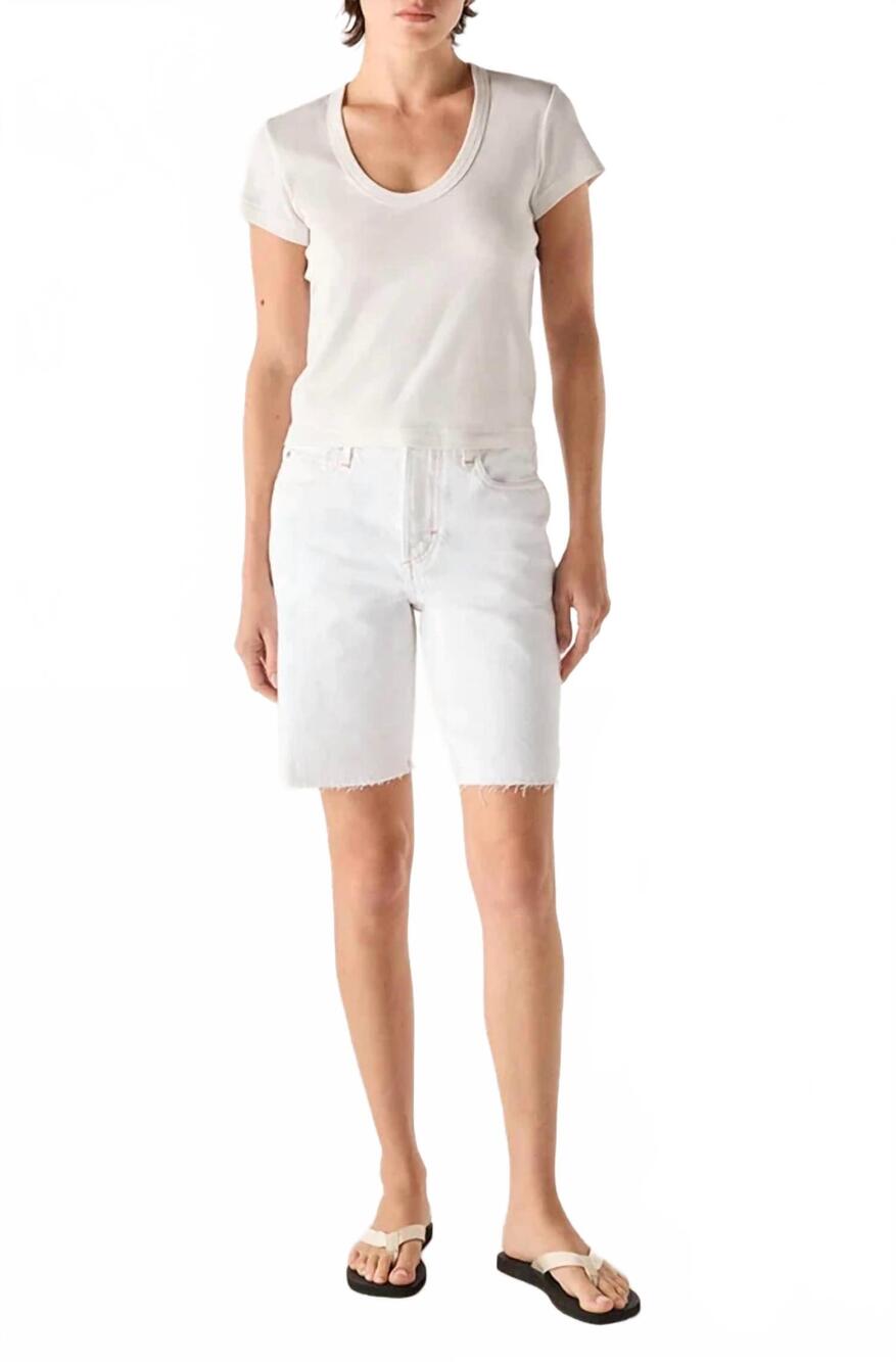 NEW AMO steph relaxed fit short in white